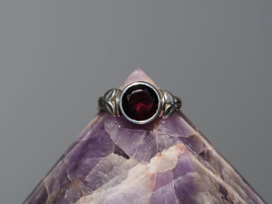 Garnet Sterling Silver .925 Size 6