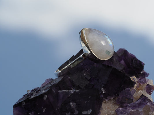 Rainbow Moonstone Sterling Silver 925